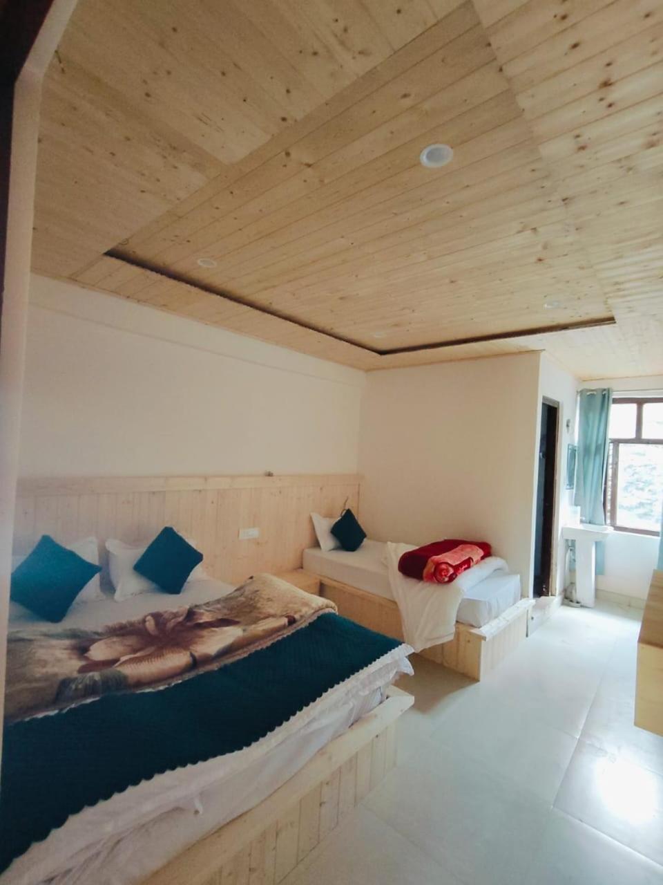 Hotel Geeta Badrináth Kültér fotó