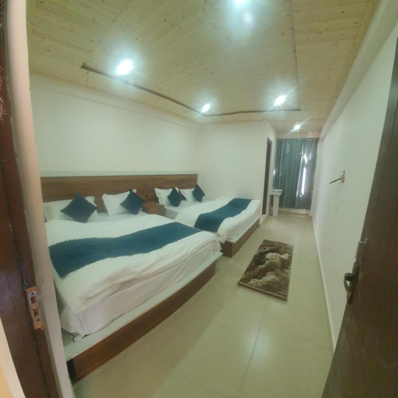 Hotel Geeta Badrináth Kültér fotó